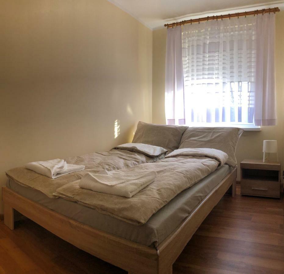 Apartament Na Zielonej Parter Apartman Kędzierzyn-Koźle Kültér fotó